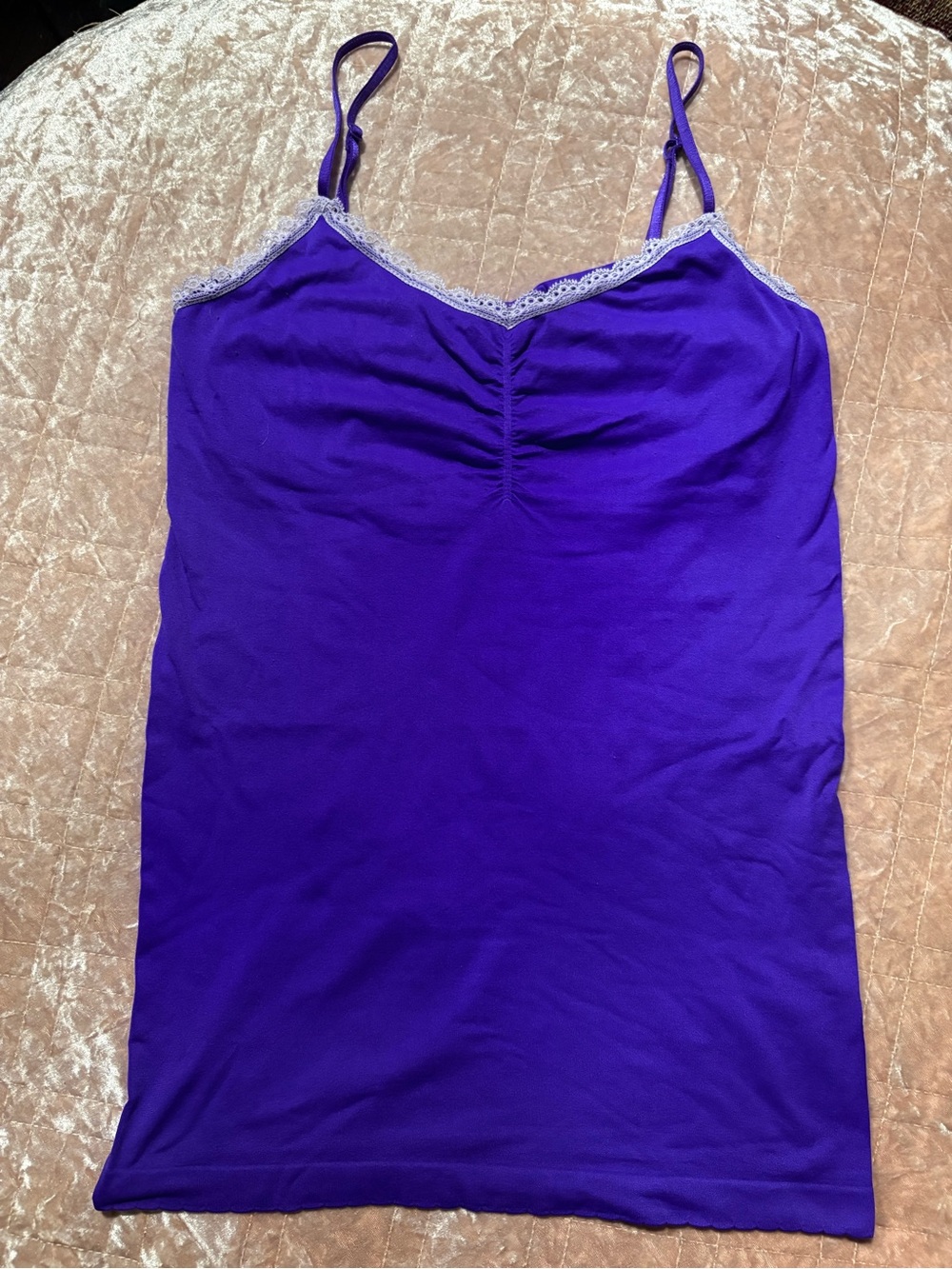 vintage 1990s/Y2K Victoria's Secret camisole royal purple lace trim